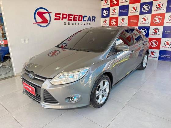 FORD FOCUS 2.0 SE 16V FLEX 4P POWERSHIFT